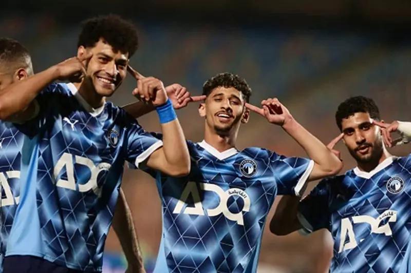 بيراميدز